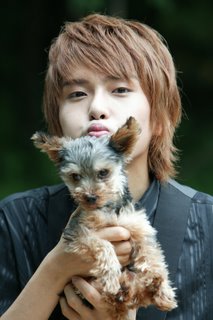super-juni-or-ryeowookie-with-doggie1